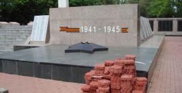 Реконструкция Сквера Победы в Биробиджане не предусматривает функционирование Вечного огня Леонид Якимов