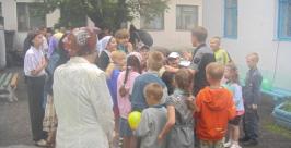 Более 30 детей посещают летнюю площадку при Никольском храме в Биробиджане Юрий Скачков