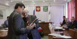 Социально эффективные организации наградили в правительстве ЕАО http://www.eao.ru/Images/News_reg/2011/news_2809113.jpg