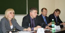 Бытовые отходы с окраин в Биробиджане будут вывозить самосвалами Владимир Иващенко