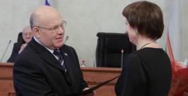 Мебель, цемент и хлеб попали в число &quot100 лучших товаров России&quot в ЕАО http://www.eao.ru/Images/News_reg/2011/news_0612111.jpg