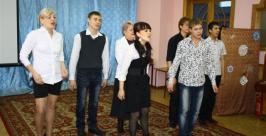 Преподаватели и студенты колледжа культуры выступили перед старшеклассниками в Биробиджане Владимир Иващенко