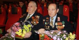 Первостроители Биробиджана и школьники поздравили друг друга с 75-летием города Владимир Иващенко