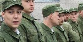 Первые 32 новобранца из Биробиджана ушли отдавать долг Родине ГТРК Бира