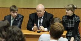 Общественников молодежной палаты при ЗС ЕАО можно будет опознать по отличительным знакам http://zseao.ru/