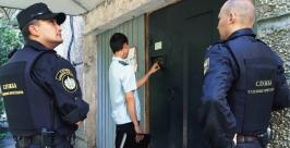 Более 300 тысяч рублей собрали приставы ЕАО за один вечер http://www.mn.ru/images/30963/20/309632029.jpg