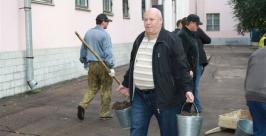 Депутаты парламента ЕАО приняли участие в акции  Владимир Иващенко