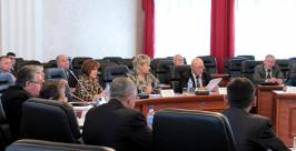 Законы о поддержке приемных семей и молодых специалистов обсудили в Заксобрании ЕАО Управление по связям со средствами массовой информации и информатизации Законодательного собрания ЕАО