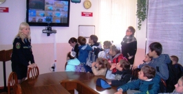 На экскурсии в Центре управления в кризисных ситуациях побывали школьники ЕАО Пресс-служба ГУ МЧС России по ЕАО