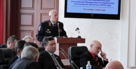 Главный полицейский ЕАО отчитался перед депутатами областного парламента http://zseao.ru/