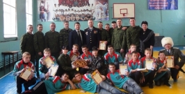 Шуточная эстафета, посвященная Дню ФСБ, прошла в Облучье ЕАО   Ульяна Мунгалова