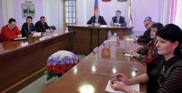 Ход реализации Президентской программы подготовки управленческих кадров обсудили в ЕАО http://www.eao.ru/