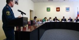 Представитель МЧС пугает пожарами Владимир Иващенко