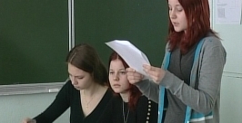 О контроле власти над СМИ взялись спорить школьники Биробиджана ГТРК Бира 