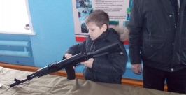 Молодогвардейцы Биробиджана провели выходной в компании с трудными подростками http://alex-myzuka.livejournal.com/