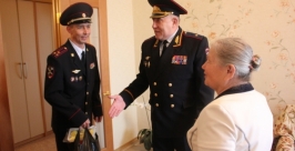 Главный полицейский ЕАО поздравил ветеранов ВОВ с Днем Победы Пресс-служба УМВД России по ЕАО