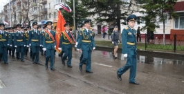 Марш Победы ветеранов, военнослужащих и молодежи прошел по улицам Биробиджана РИА EAOmedia
