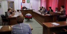 Областная трехсторонняя комиссия по регулированию социально-трудовых отношений http://www.eao.ru/