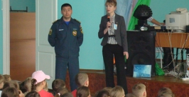 О безопасности на воде рассказали отдыхающим в загородном лагере детям пресс-служба ГУ МЧС России по ЕАО
