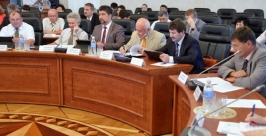 Правительство ЕАО обсудило порядок предоставления компенсации за оплату услуг ЖКХ www.eao.ru