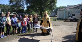 Молебен для эвакуированных из с.Ленинского совершили в с. Бабстово ЕАО Пресс-служба Биробиджанской епархии