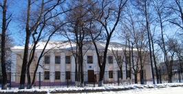 Калитку в заборе у восьмой школы устанавливать не будут Юрий Скачков