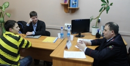 Полицейские Биробиджана приняли участие в общероссийском приеме граждан Пресс-служба МО МВД России &quotБиробиджанский&quot