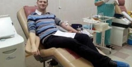 Молодежь из ОМП при парламенте ЕАО и МГЕР пролила кровь Фото с сайта http://omp-eao.blogspot.ru/