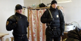 Пришли с автоматами Пресс-служба УФССП России по ЕАО