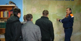 Экскурсией в МЧС ЕАО поощрили лучших учащихся Известковского спецучилища Пресс-служба ГУ МЧС России по ЕАО 