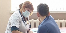 Врачи из Хабаровска провели выездной прием для свыше 30-ти юных жителей с. Волочаевка ЕАО Отдел по связям с общественностью и СМИ администрации Смидовичского района ЕАО