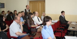 Рассматривается вопрос о развити театров Владимир Иващенко