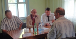 Личный прием граждан провел вице-губернатор ЕАО Геннадий Антонов в с.Радде  пресс-служба районной администрации
