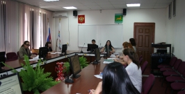 Сотрудникам ПГУ им. Шолом-Алейхема в Биробиджане предложили платно подтянуть английский Фото с сайта ПГУ