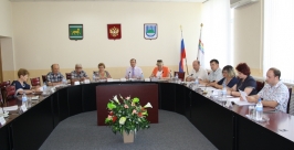 Заседание городской Думы  Владимир Иващенко ИА ЕАОmedia