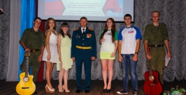 Концерт для солдат-срочников провели активисты творческого движения Егор Мерингер 