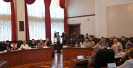Заседание Законодательного Собрания ЕАО Константин Земляникин