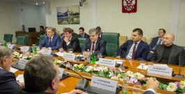 Заседание Комиссии СФ ФС по мониторингу ситуации на Украине Пресс-служба Совета Федерации РФ