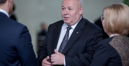 Спикер парламента ЕАО принял участие в заседании Совета при полпреде президента РФ корр. РИА PrimaMedia