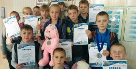 &quotСеребро&quot и &quotбронзу&quot привезли биробиджанские пловцы с соревнований в Уссурийске Из личного архива Альбины Бойко