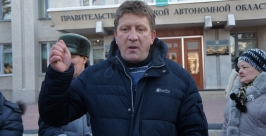 Иван Проходцев на митинге Константин Земляникин