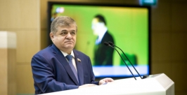 Сенатор от ЕАО: Президента Украины Порошенко надо принуждать к миру  www.council.gov.ru