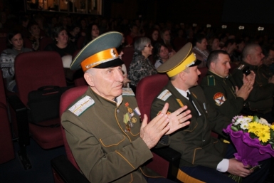 Основу народной дружины составят казаки Владимир Иващенко