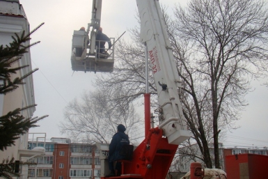 Спасатели пришли на помощь биробиджанским коммунальщикам в борьбе с последствиями непогоды Пресс-служба ГУ МЧС России по ЕАО