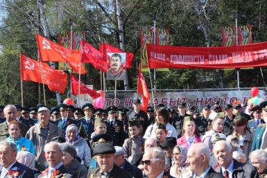Шествием и митингом отметили День Победы в Биробиджане Иващенко Владимир, ИА EAOmedia