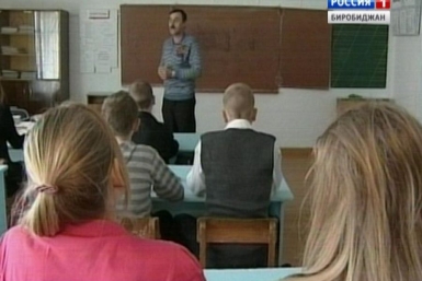 Школа в с Полевое Октябрьского района ЕАО не может получить государственную аккредитацию  ГТРК Бира