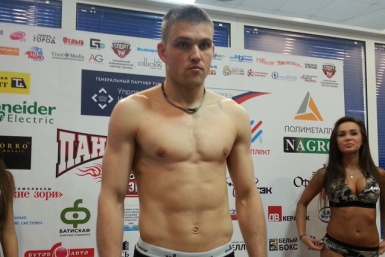 Спортсмен из ЕАО выступил на соревнованиях по панкратиону в Хабаровске Из архива Андрея Павлова