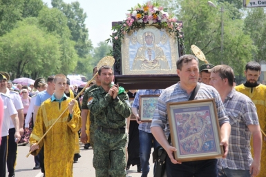 Крестный ход с образом Албазинской Божией Матери http://www.eparh.ru/