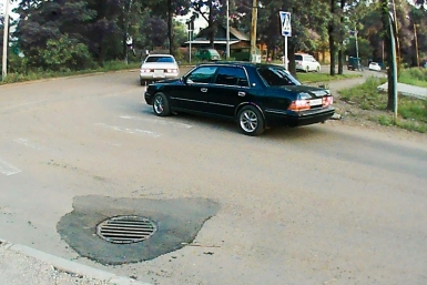 Автовладелец из Биробиджана заставил дорожников привести в порядок ливневку на ул. Озерной народный корреспондент ИА ЕАОMedia