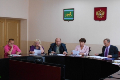 Публичные слушания по внесению изменений в Устав прошли в городской думе Биробиджана городская Дума Биробиджана 
